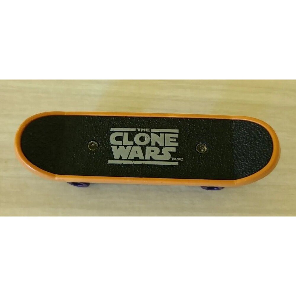 2010 McDonald's The Clone Wars Mace Windu Finger Skateboard #8 Happy Meal